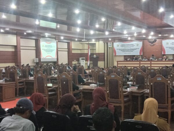 DPRD Sultra