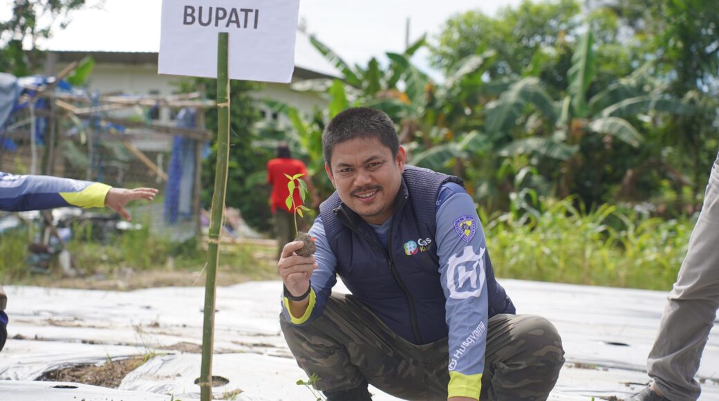 Bupati Kolaka Timur