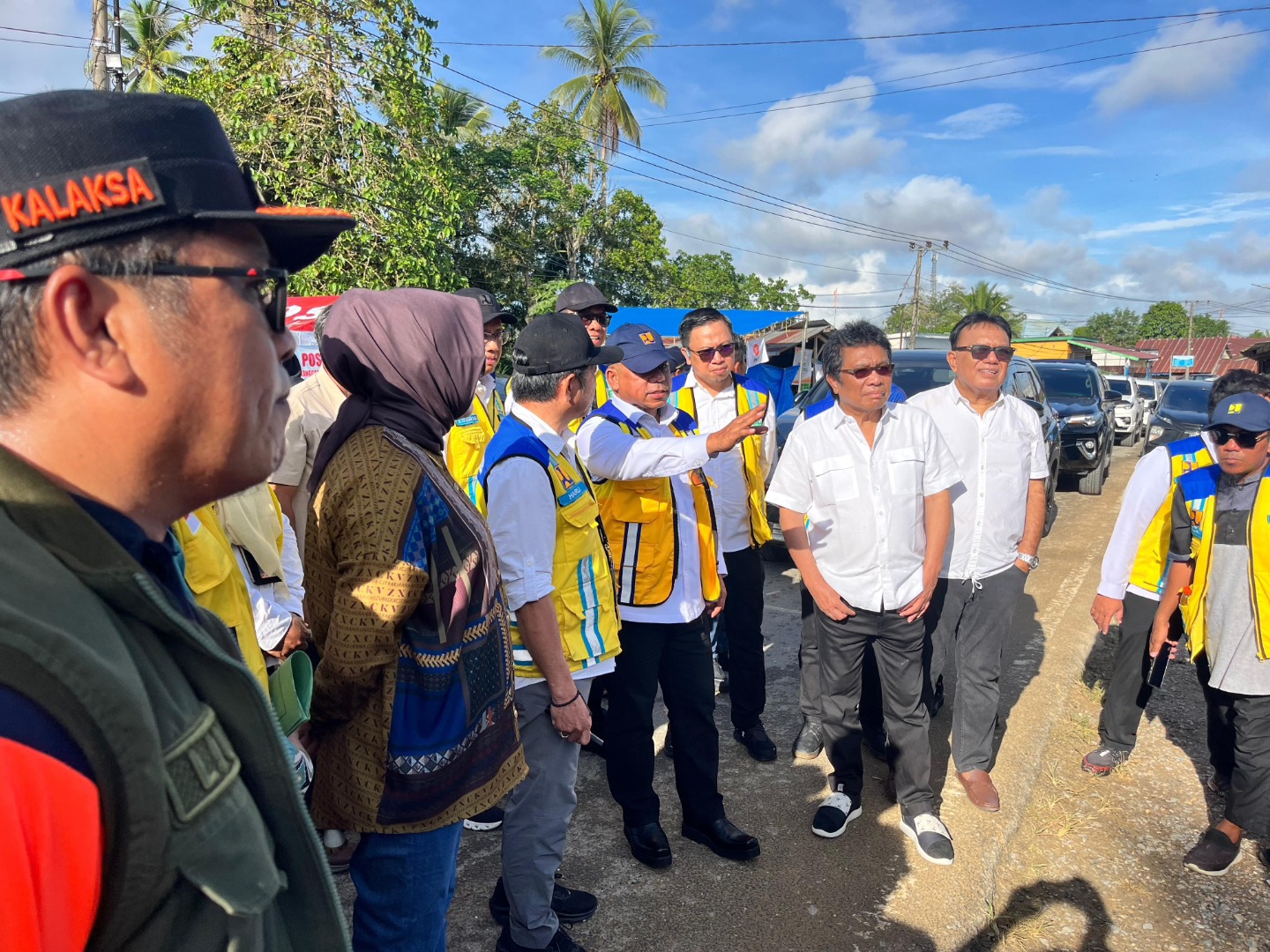 Komisi_V_DPR-RI_Dirjen_SDA_Tinjau_Banjir_Kali_Wanggu