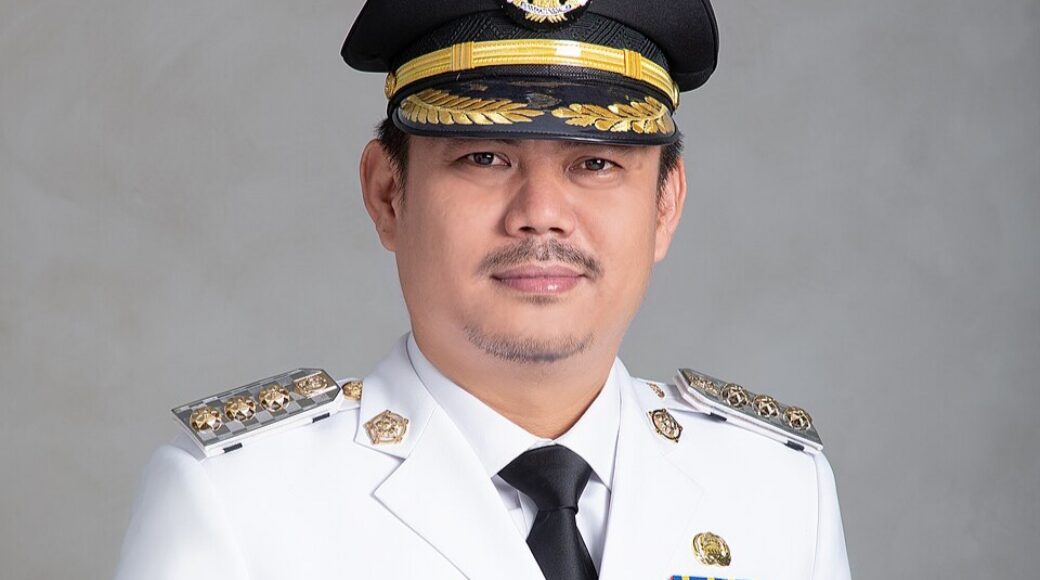 Bupati Kolaka Timur
