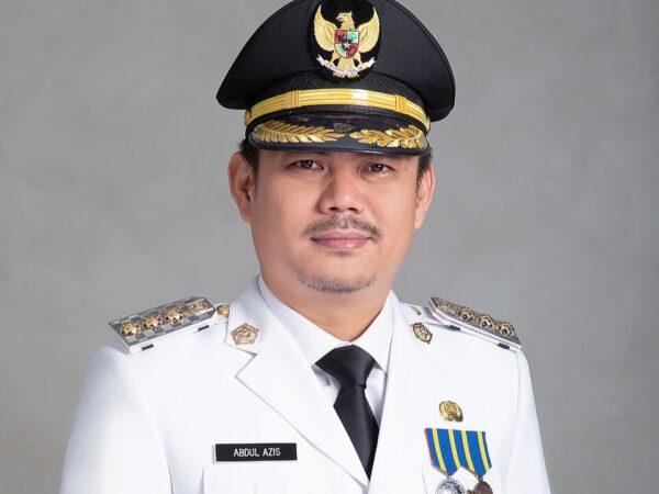 Bupati Kolaka Timur