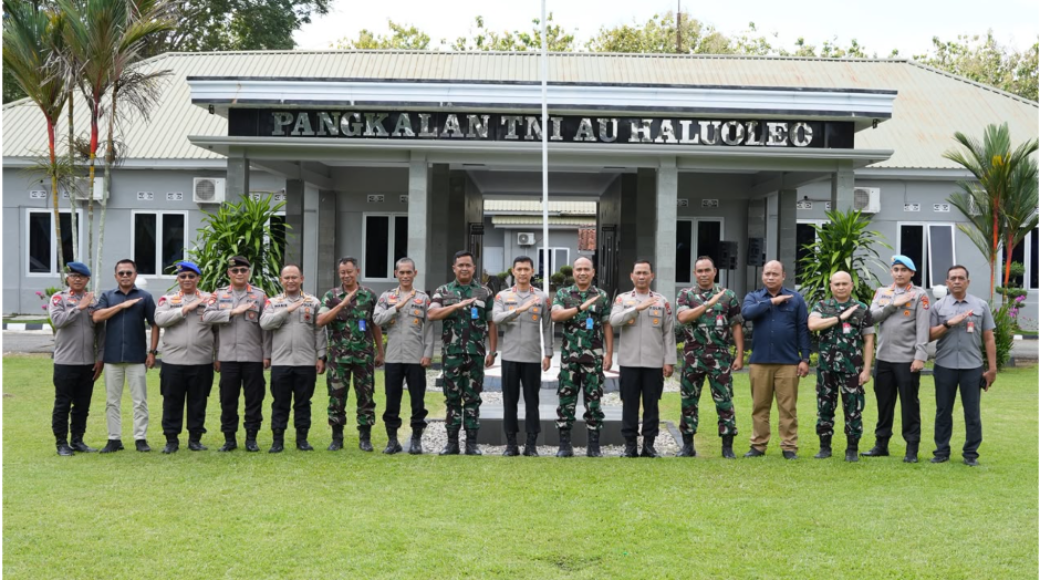 Foto_Bersama_Polda_Sultra_Lanud_HO_2026 Foto_Bersama_Polda_Sultra_Lanud_HO_2026