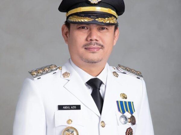 Bupati Kolaka Timur