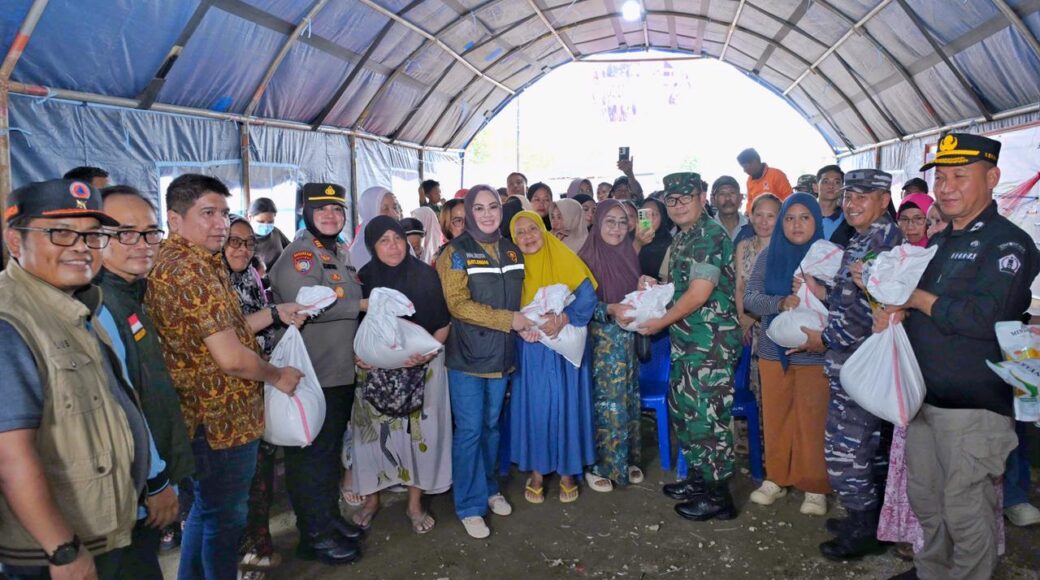 Bantuan_Pangan_Korban_Banjir_Kota_Kendari