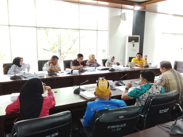 Rapat_Kerja_Komisi_IV_-DPRD_Sultra