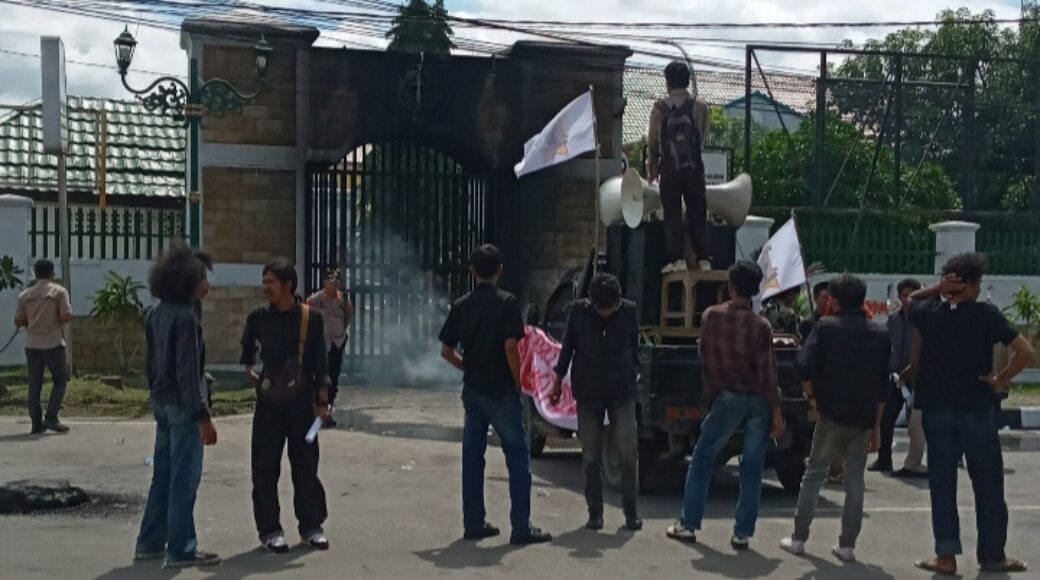 LSM Pribumi