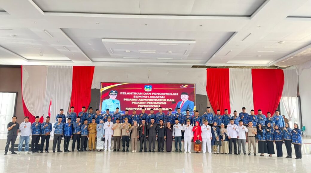 pemkab_koltim_lantik_44_pejabat_administrator_dan_pengawas,_plt._bupati_jabatan_bukan_hak,_tapi_amanah12 pemkab_koltim_lantik_44_pejabat.